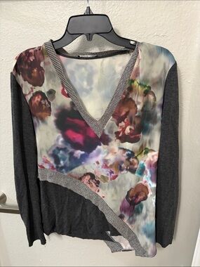 Zara V-Neck Sweater in Charcoal Gray with Multicolor Abstract Print